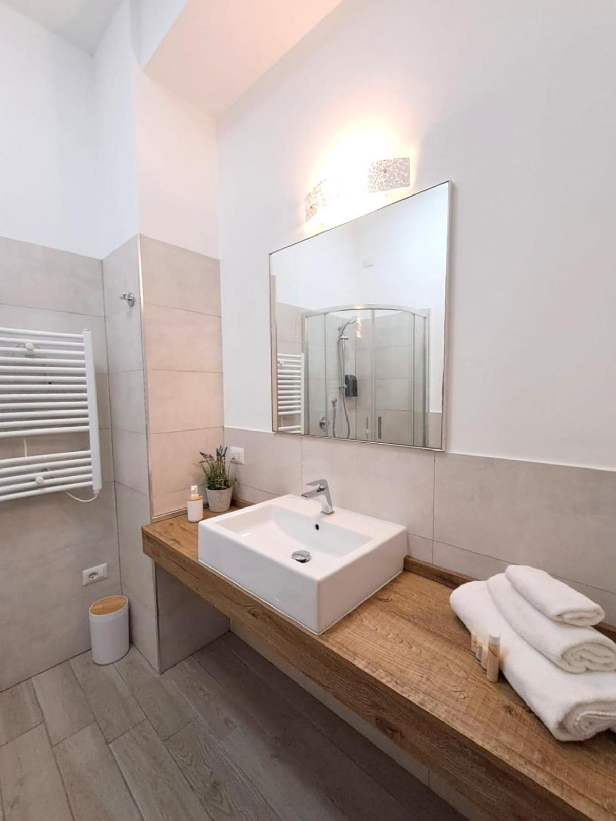 קליארי Ajana Rooms By Accomodo מראה חיצוני תמונה